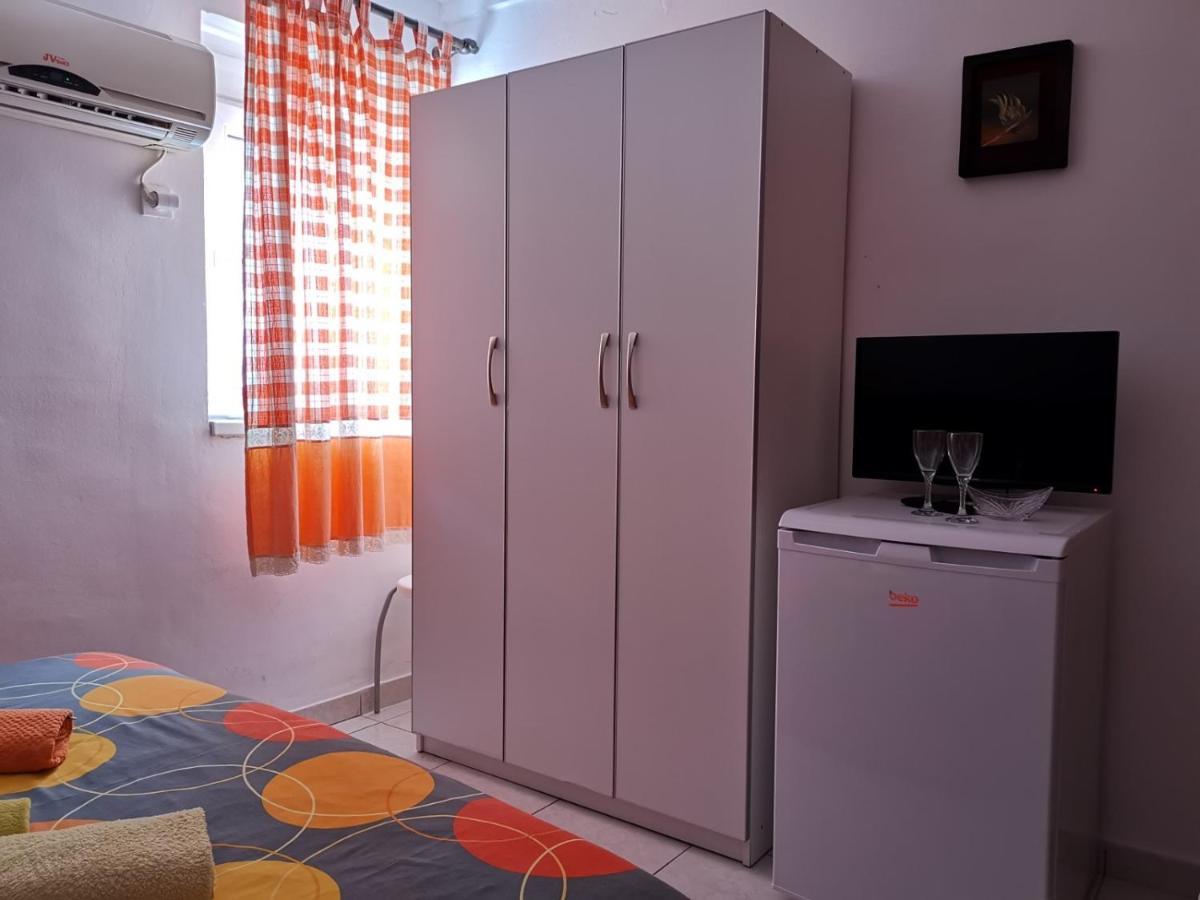 Apartments Coso Zlatne Njive Bb Kotor Exterior photo