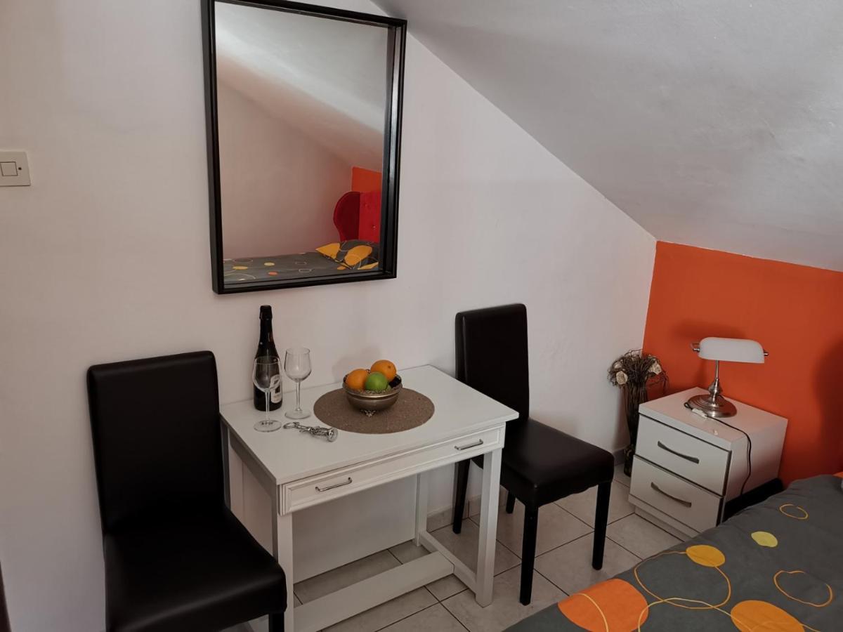 Apartments Coso Zlatne Njive Bb Kotor Exterior photo