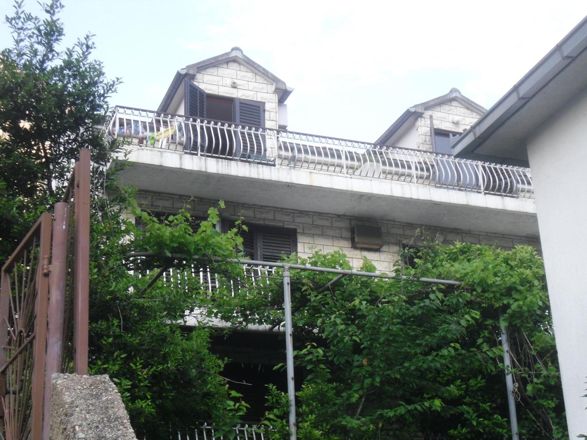 Apartments Coso Zlatne Njive Bb Kotor Exterior photo